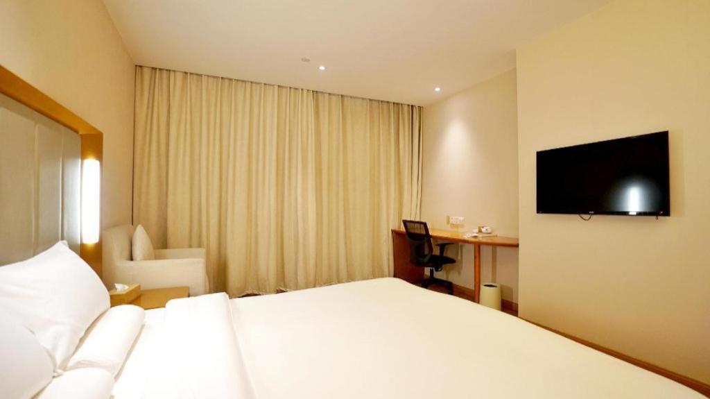 Ji Hotel Xi'An Dayanta Exterior photo